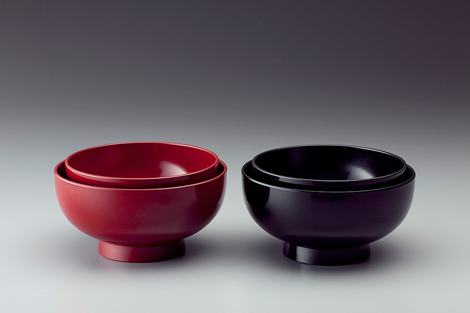 The History of Japanese Lacquerware - Still Sitting